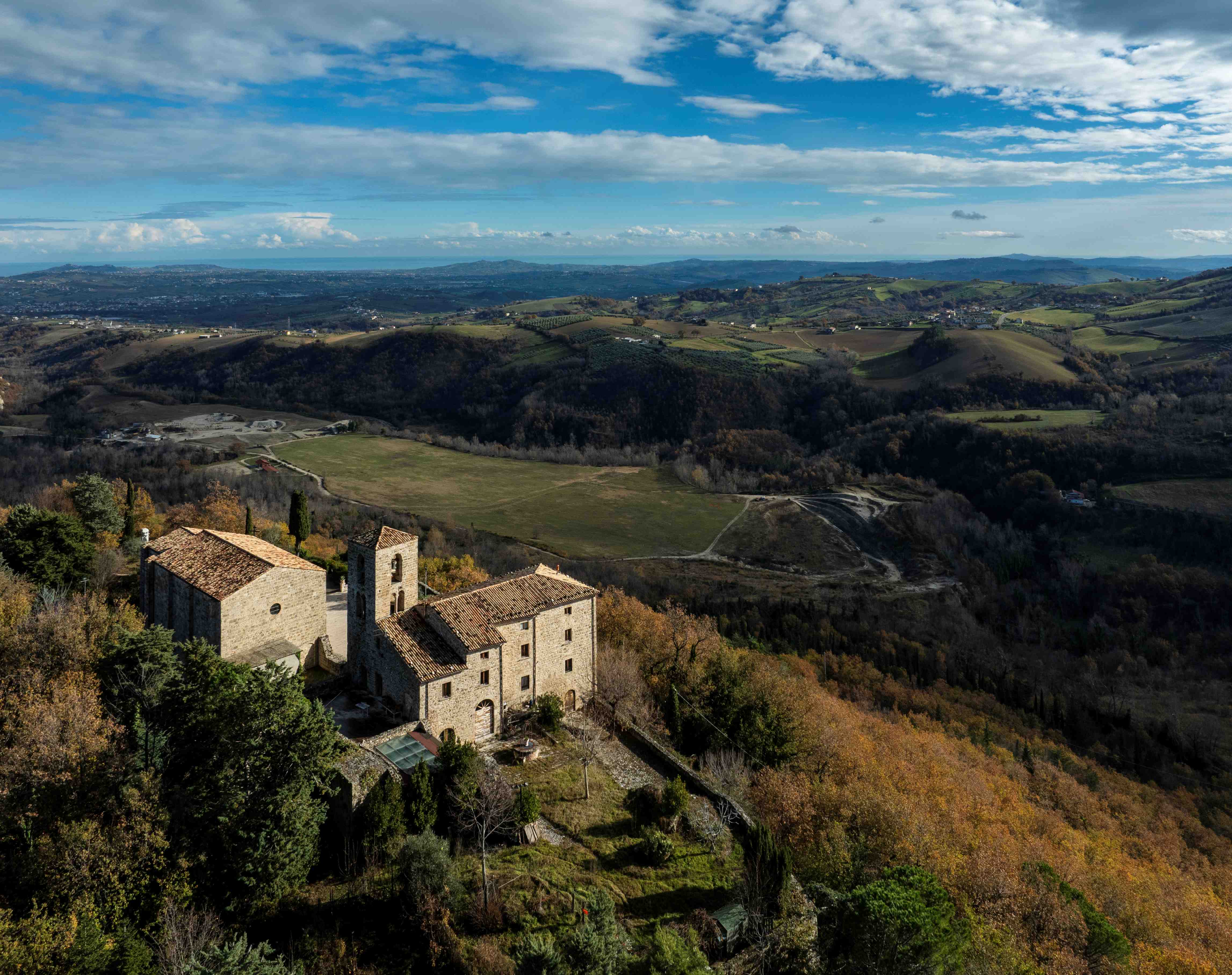 ABBAZIA DI MONTESANTO
